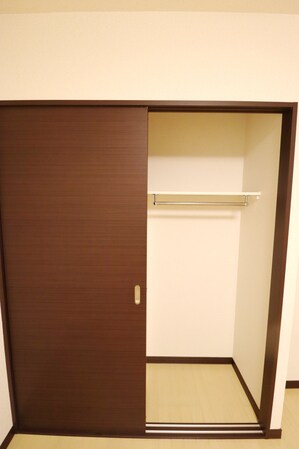 レオネクストルフェリの物件内観写真